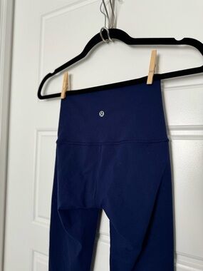 Lululemon Navy Mesh Panel Leggings | Size 2 | High Rise Sculpting Fit